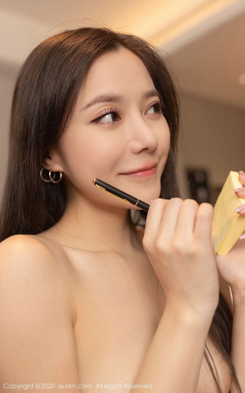 美女模特鱼子酱fish学生妹装扮内衣诱惑主题写真