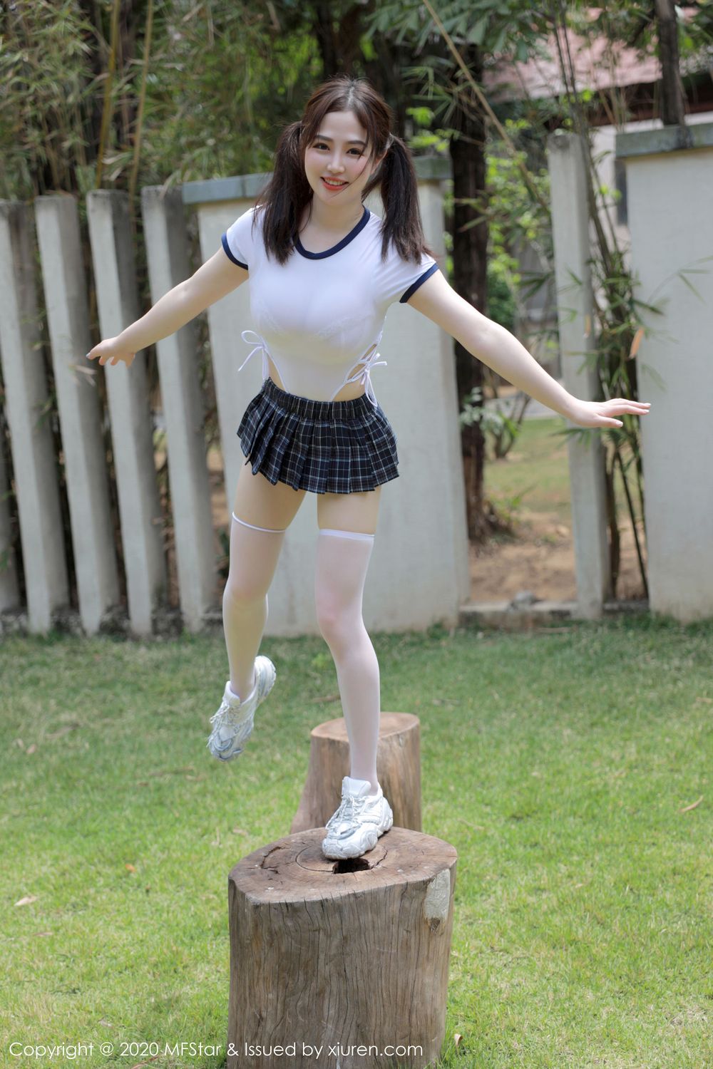 模特蛋糕Cake - 丝袜美腿&JK制服系列三亚旅拍