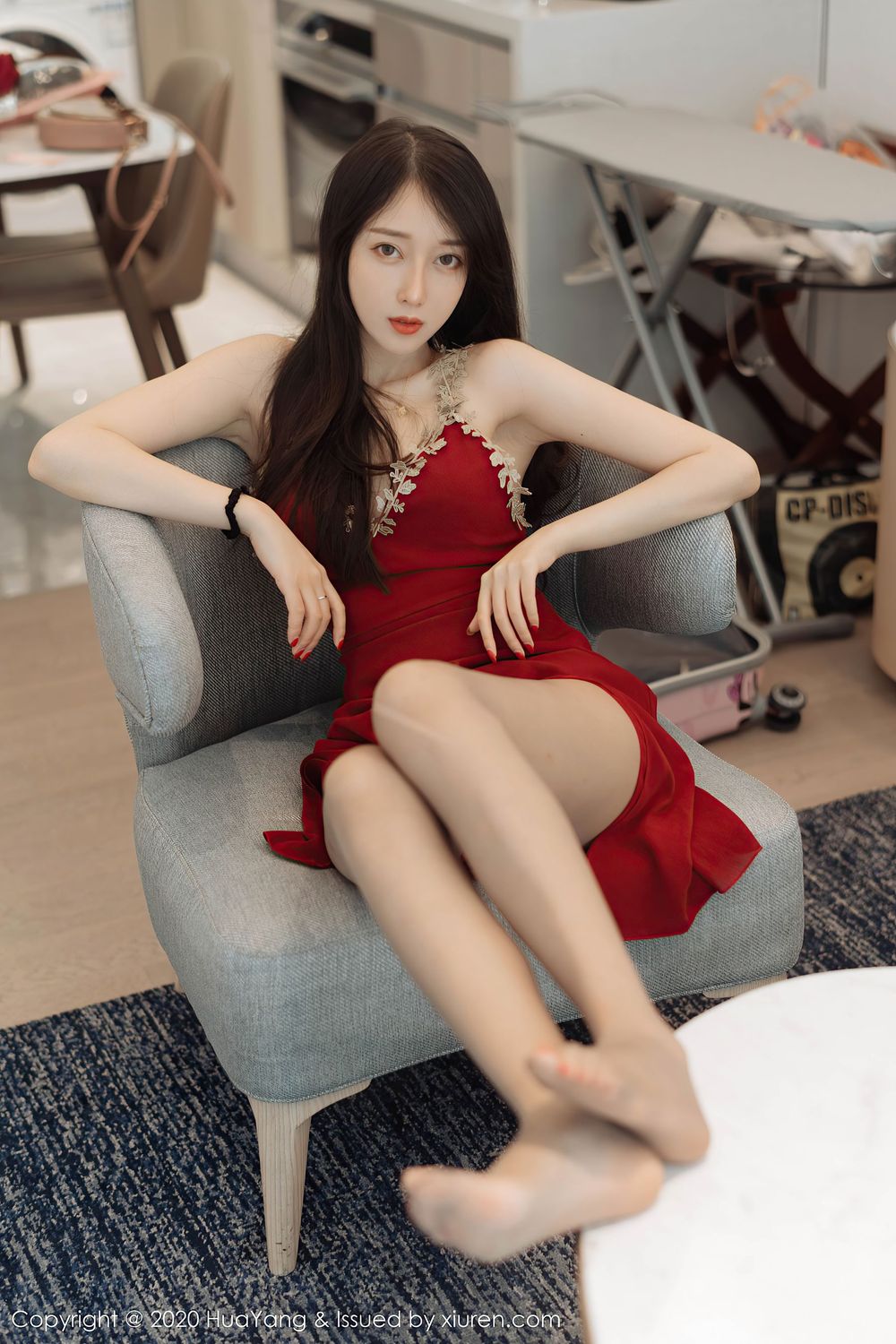 丽质模特玥儿玥er - 华丽吊裙豹纹丝袜系列私房写真