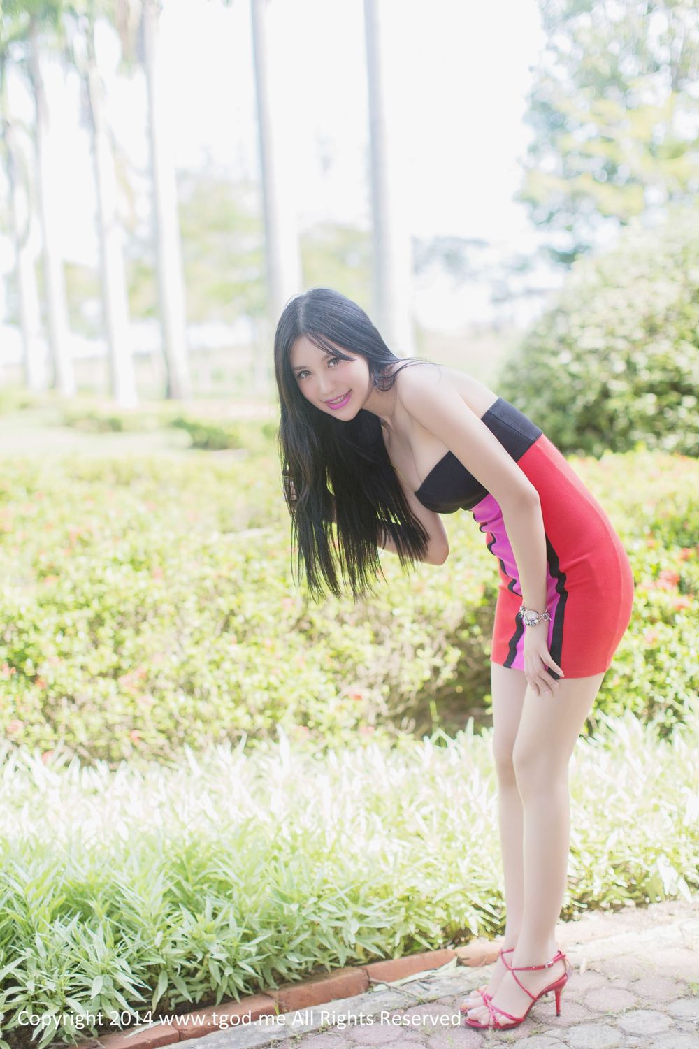 美女模特绮里嘉ula - 护士装三点式情趣内衣系列沙巴旅拍