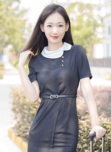 [XiuRen秀人网] 美女模特唐安琪 - 黑丝美腿空姐制服系列性感写真 No.2815