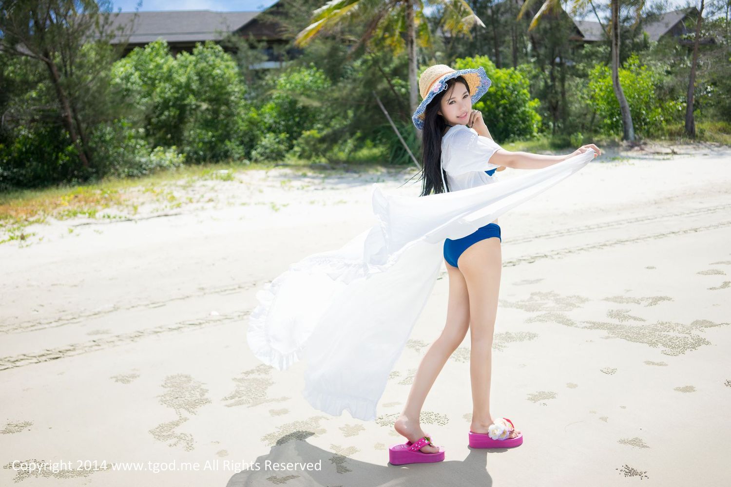 美女模特绮里嘉Ula - 沙滩仙子比基尼唯美写真