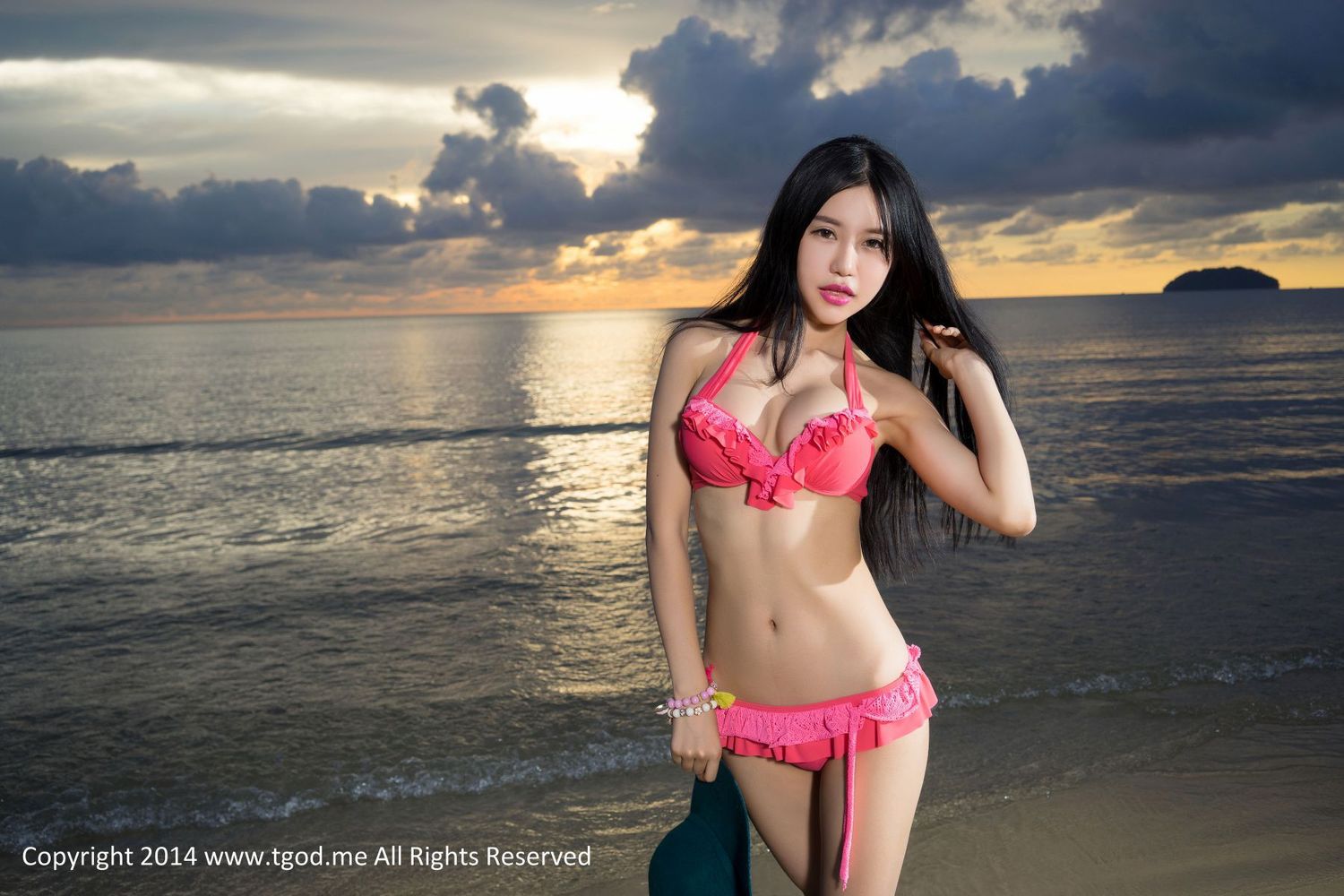 美女模特绮里嘉Ula - 沙滩仙子比基尼唯美写真