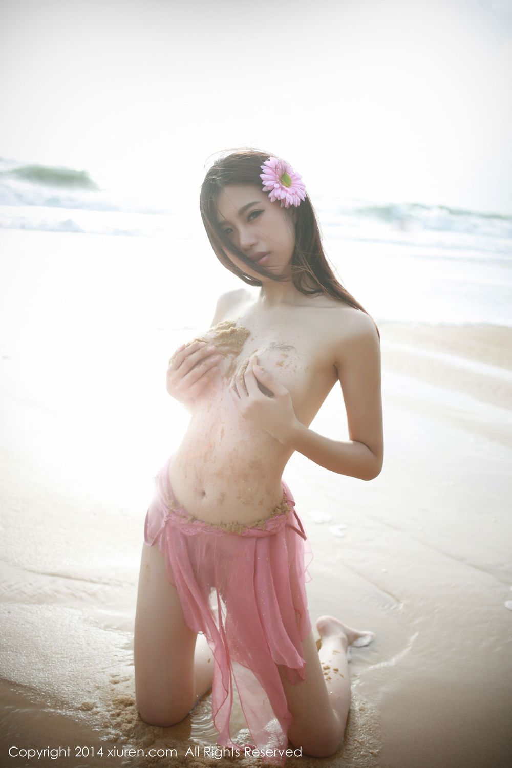 美女模特绮里嘉ula - 海边比基尼风情泳装套图