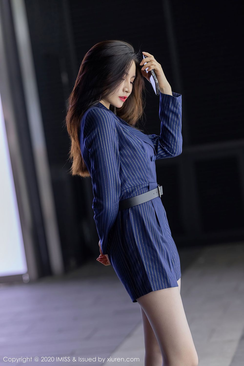 新人模特Sia - 黑丝美腿情趣服饰都市丽人首套写真