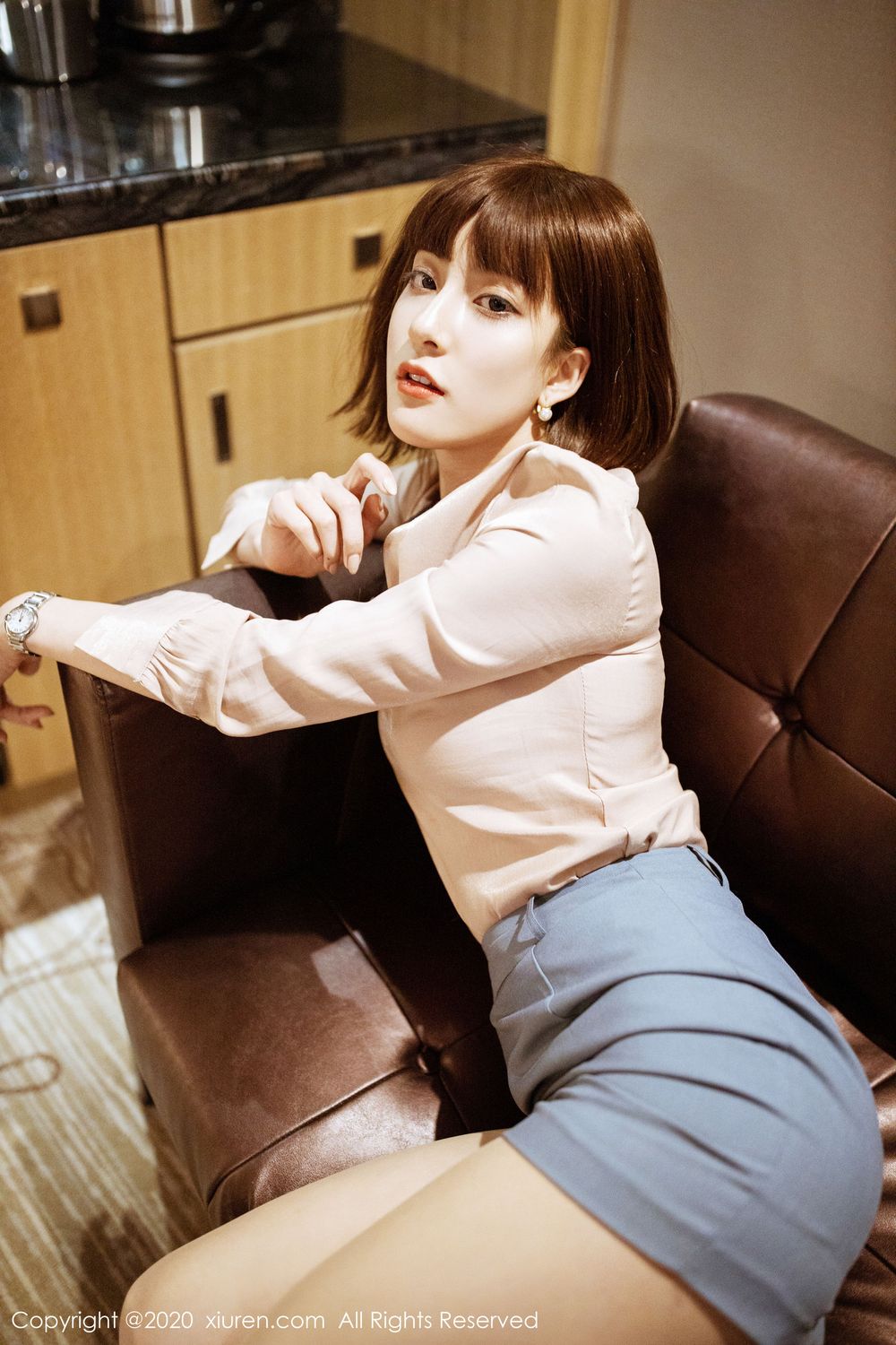 美女模特林文文yooki - 职场OL秘书制服装扮写真