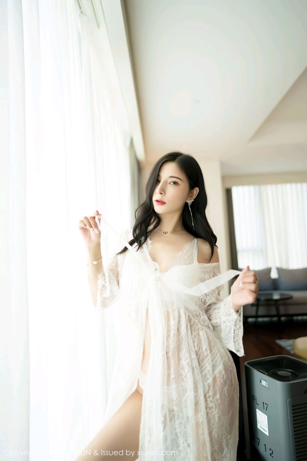 美女模特小蛮妖Yummy - 修长美腿+清秀面容曼妙写真