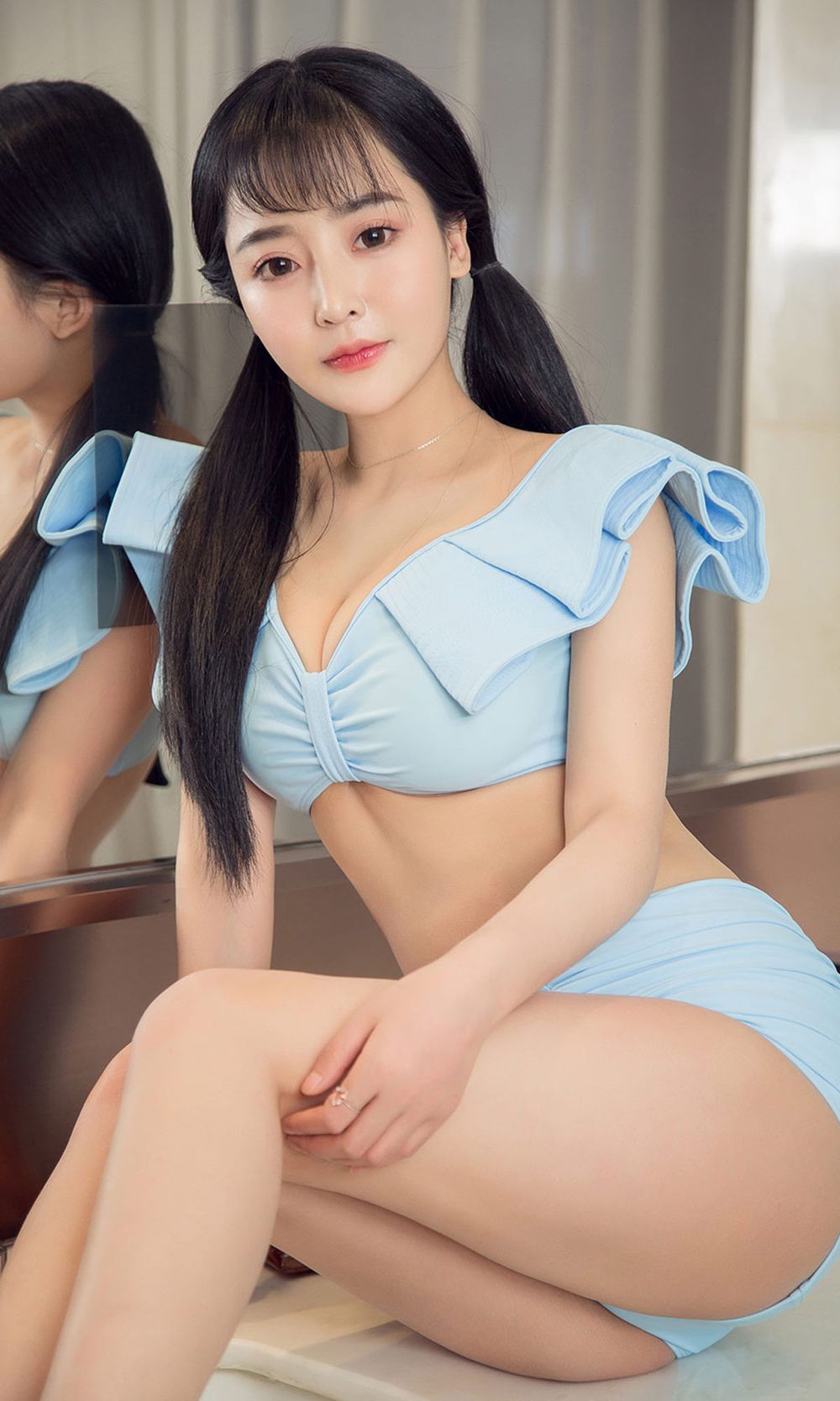 美女模特小娜比 - 薄荷色比基尼双马尾主题迷人写真