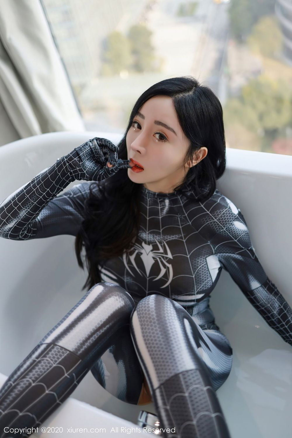 美女模特允薾 - 角色扮演蜘蛛侠服饰系列写真