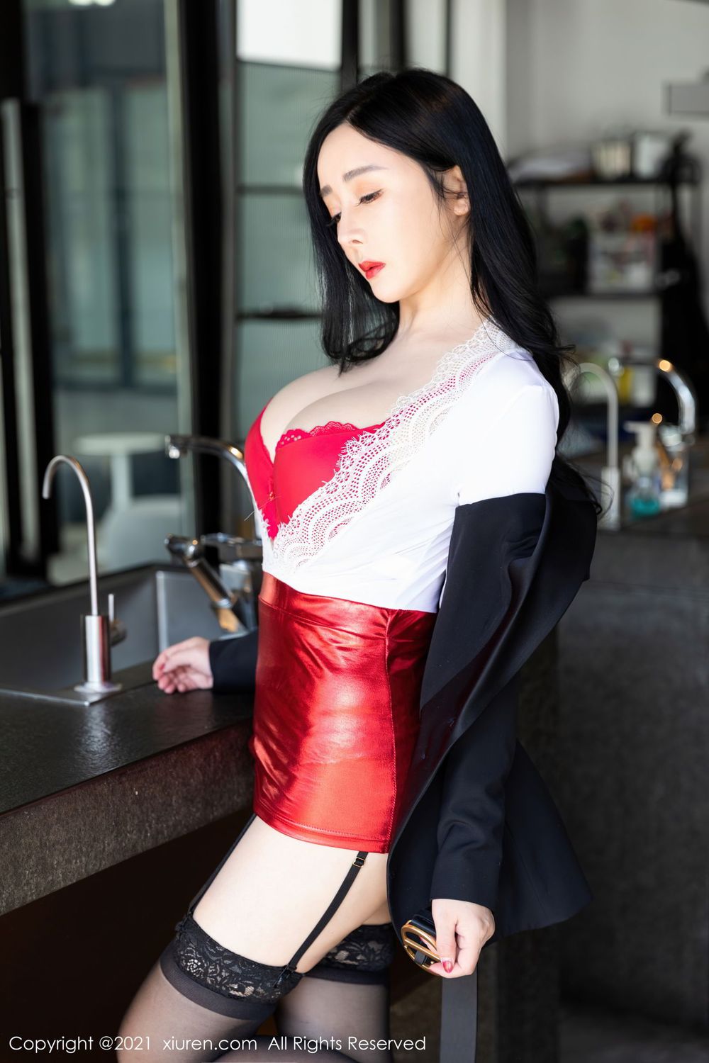 美女模特允爾 - 元宵节租女友回家主题写真