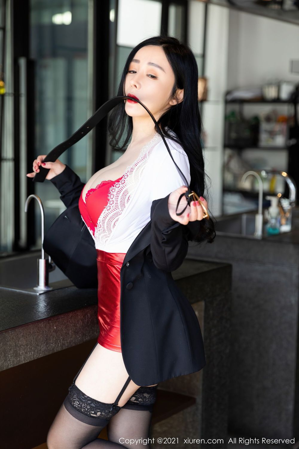 美女模特允爾 - 元宵节租女友回家主题写真
