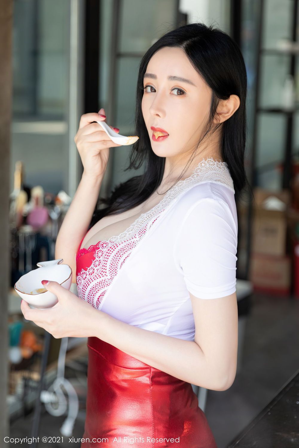 美女模特允爾 - 元宵节租女友回家主题写真