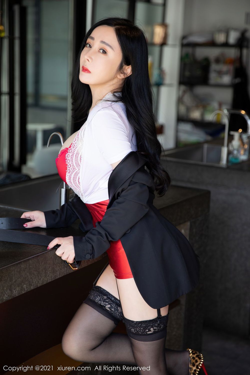 美女模特允爾 - 元宵节租女友回家主题写真