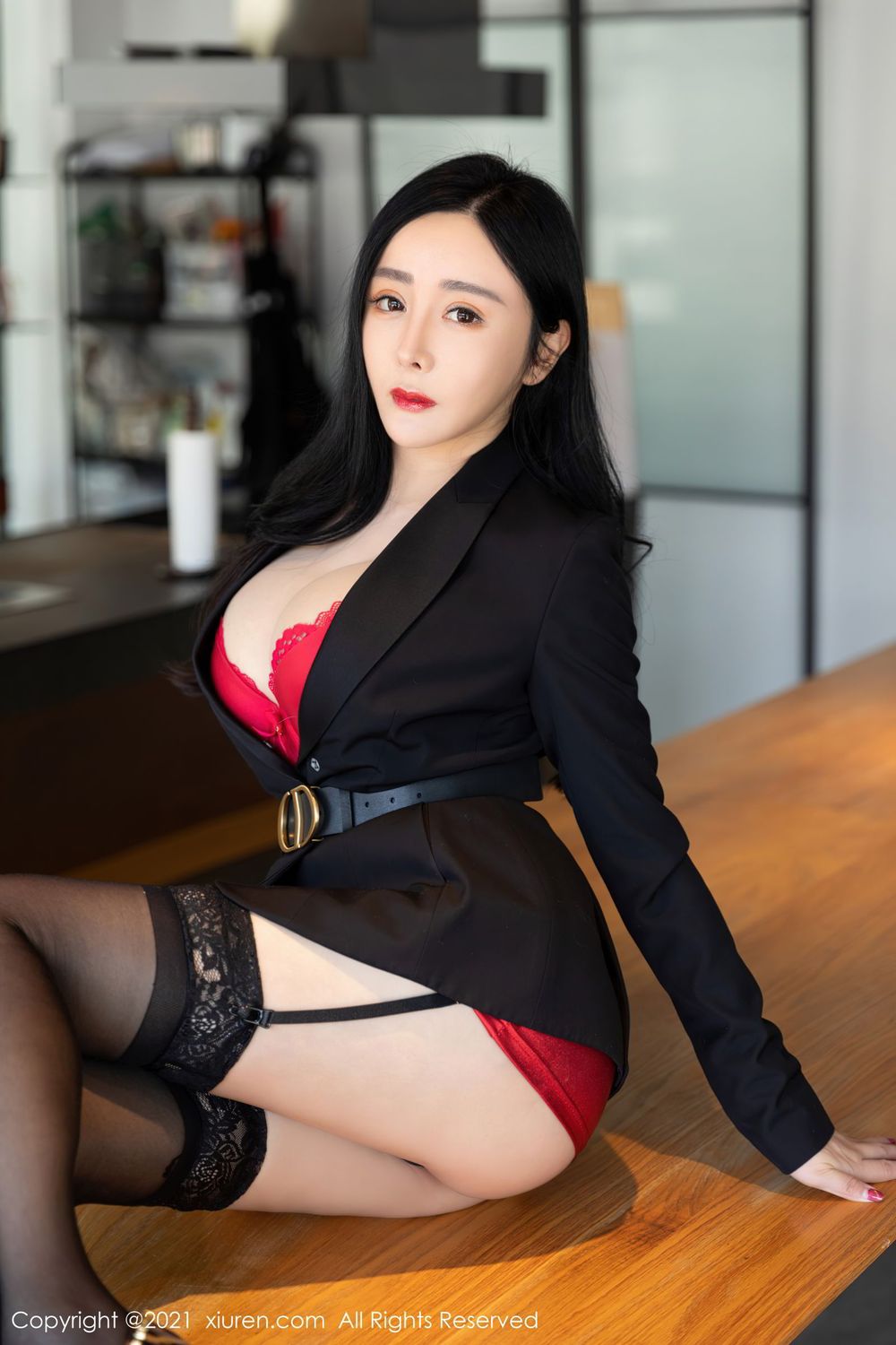 美女模特允爾 - 元宵节租女友回家主题写真