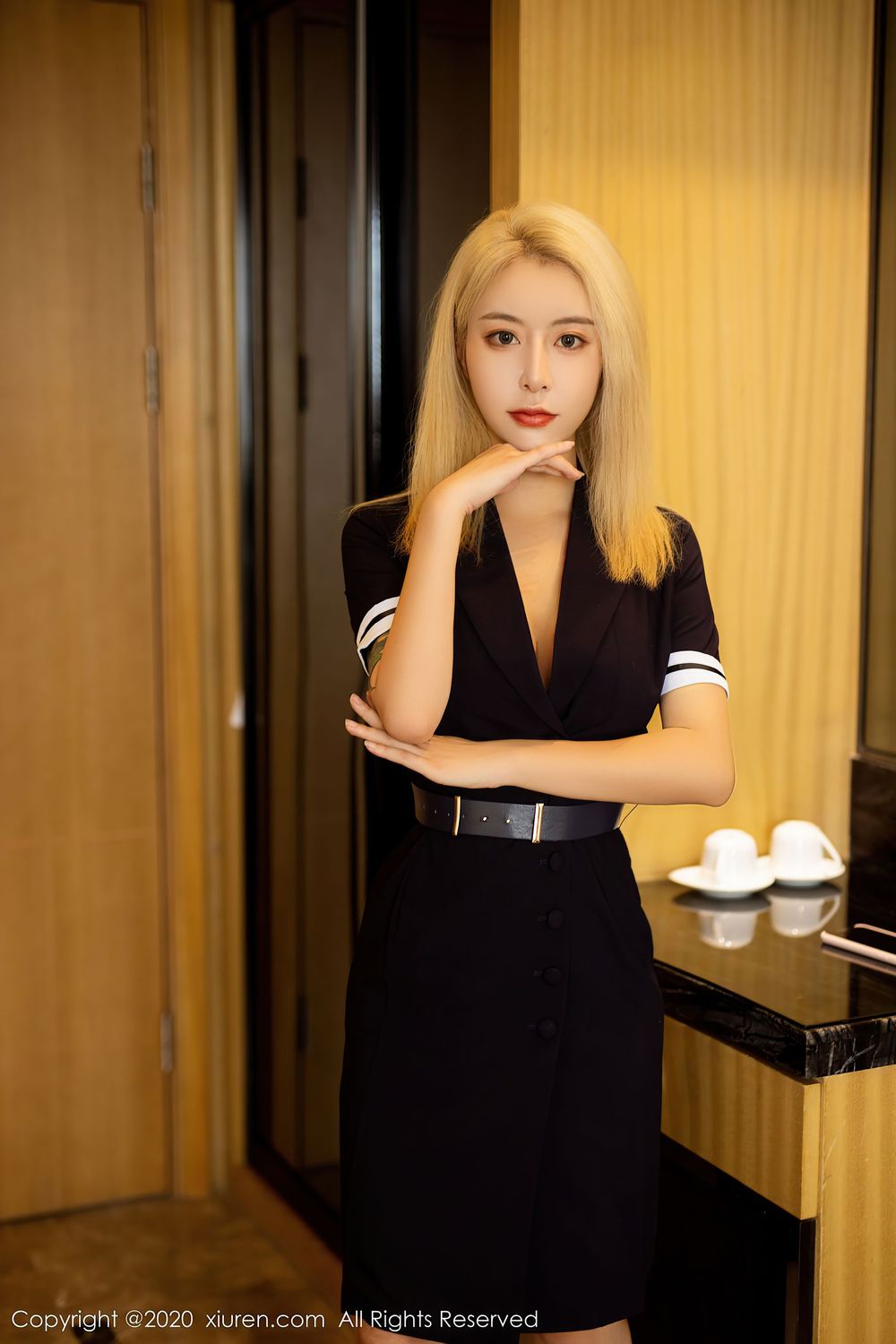 美女模特糯米NM - 长裙与魅惑黑丝系列写真