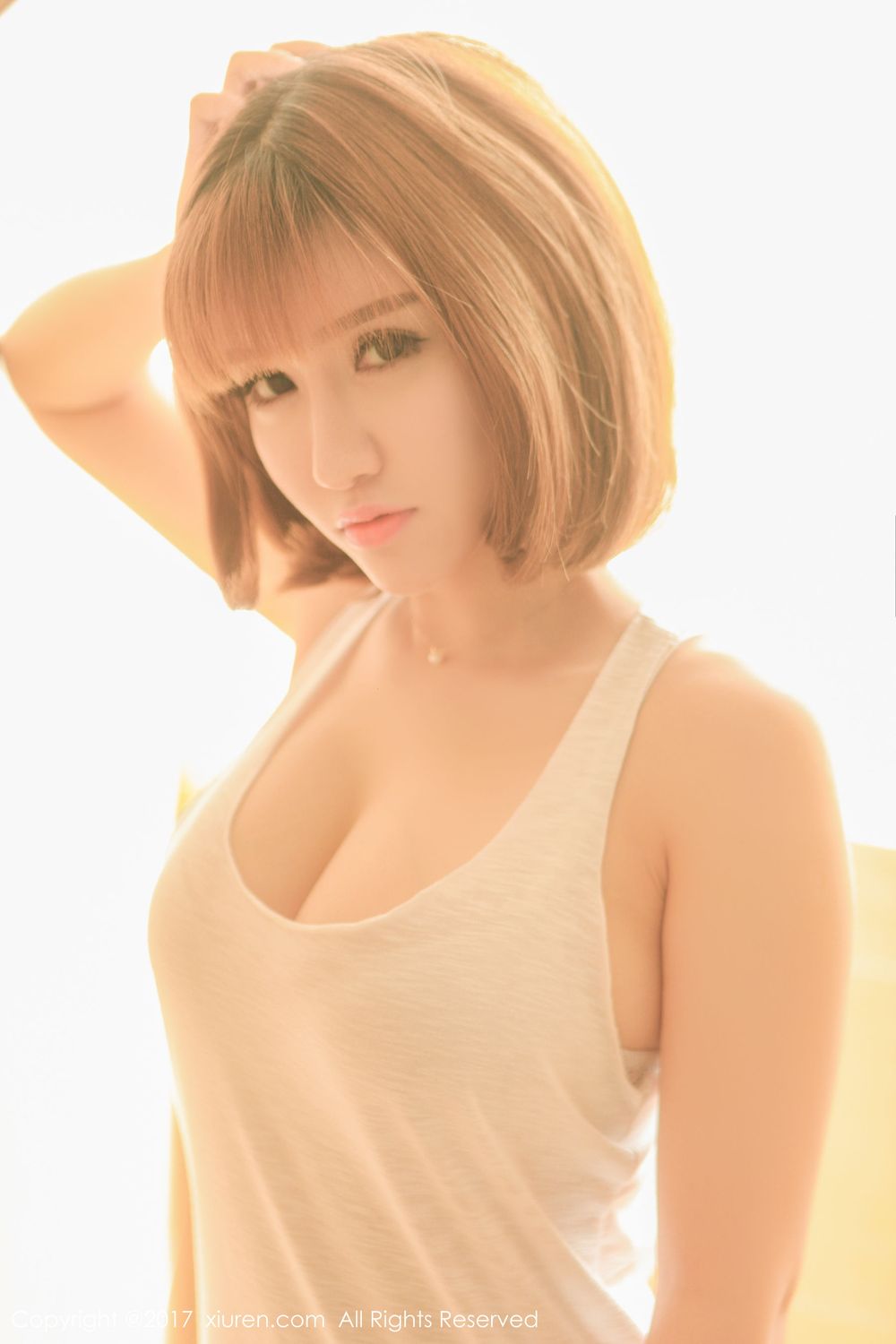 性感女神K8傲娇萌萌 - COS超级索尼子+梦幻七彩裙写真