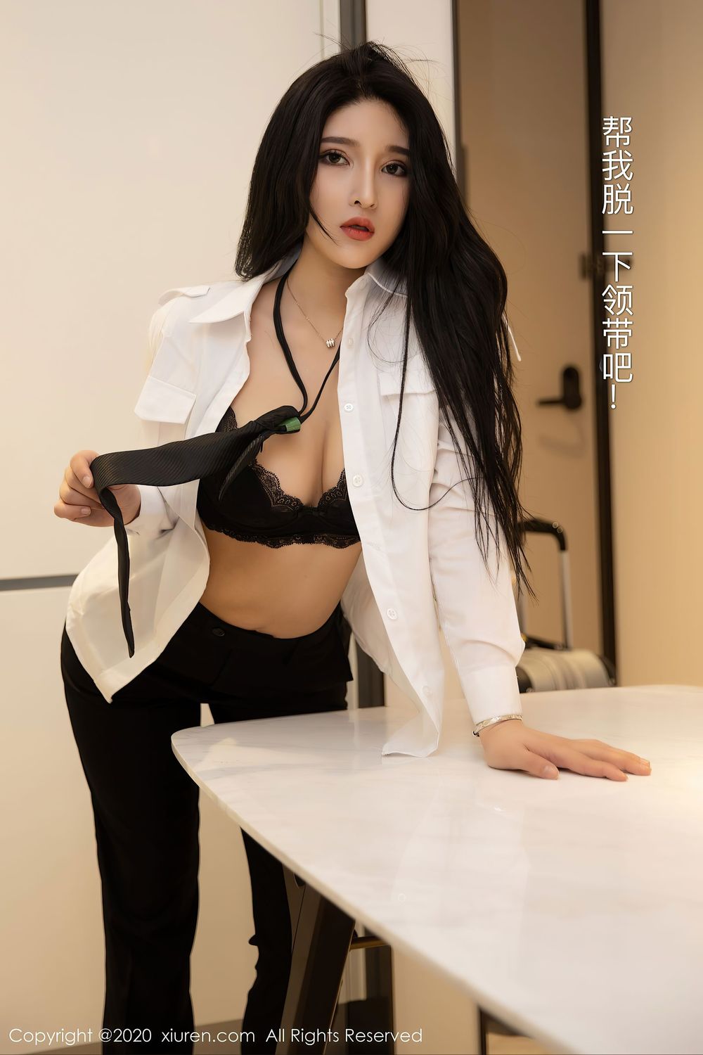 美女模特蛛蛛妹妹 - 黑丝美腿女机长制服飒爽写真