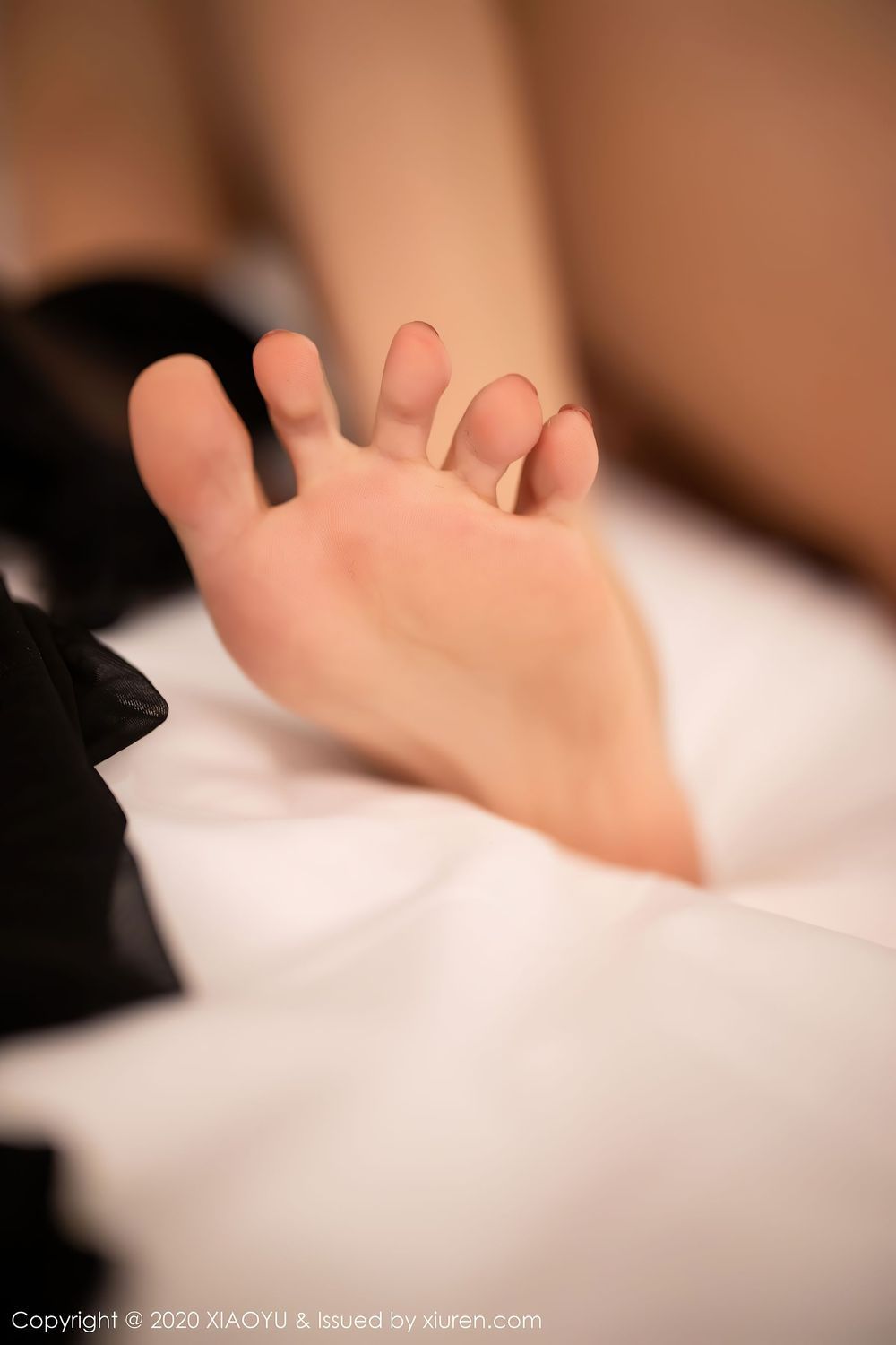 性感女神冯木木LRIS - 黑丝美腿与旗袍系列曼妙写真