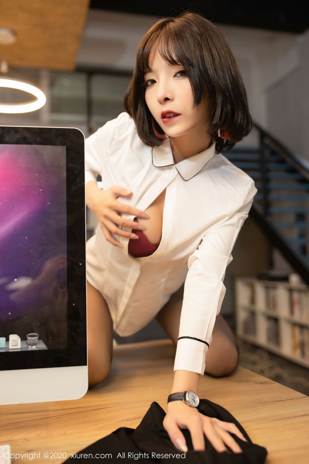 美女模特陈小喵 - 办公室邂逅主题性感写真