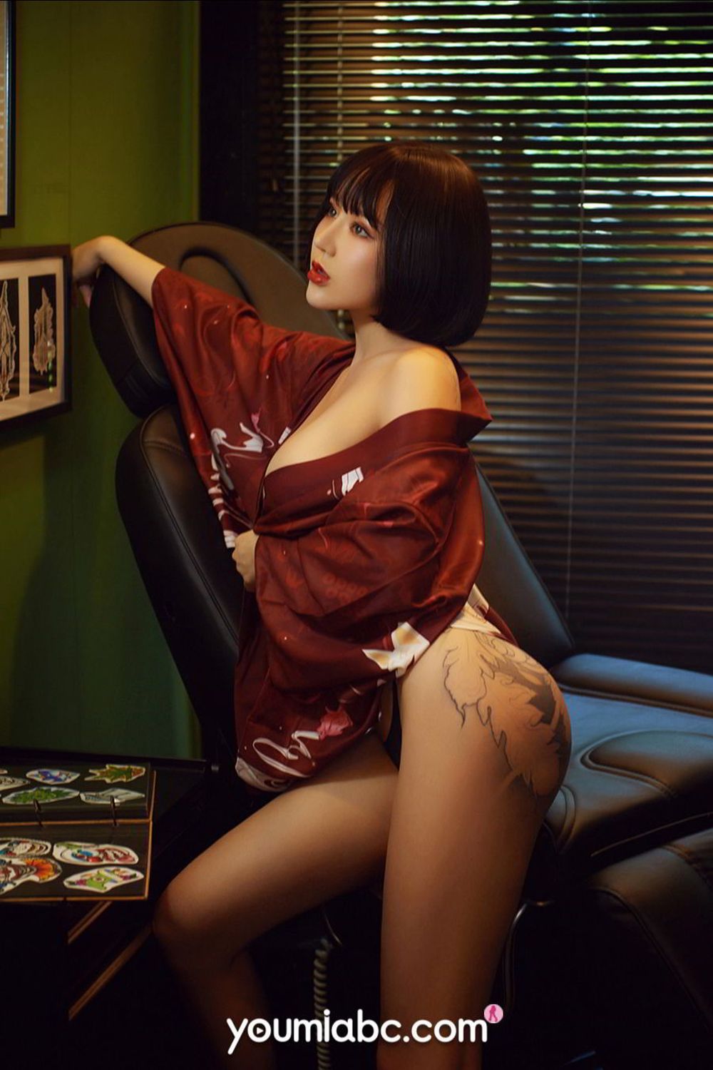 美女模特文静儿 - 霸气纹身职业舞女主题情调写真