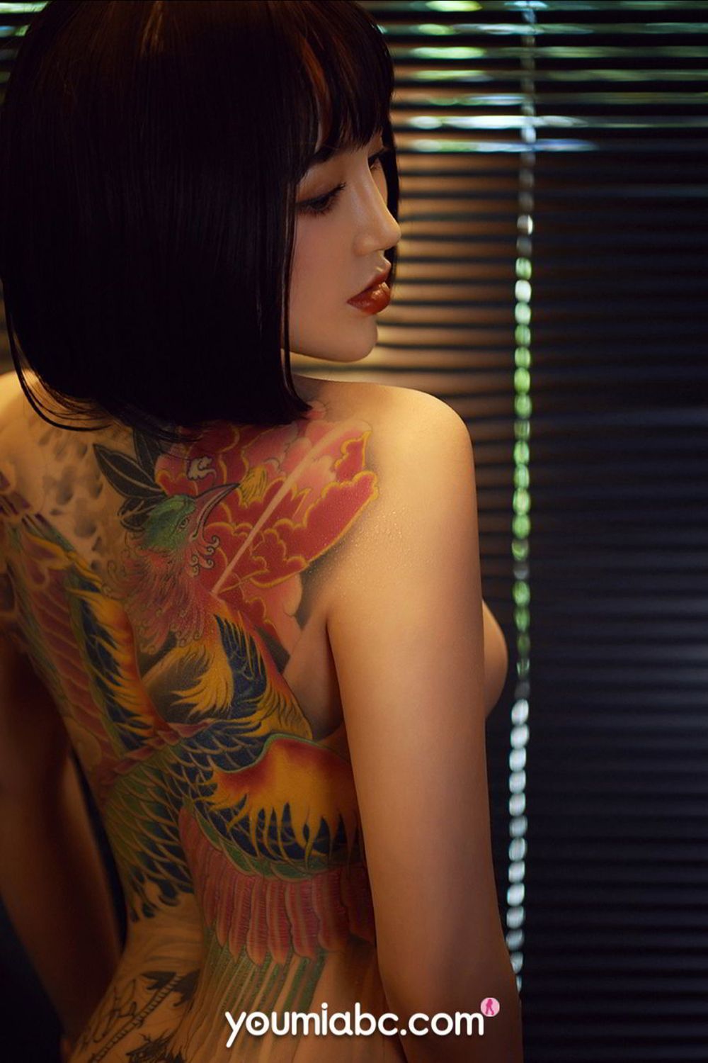 美女模特文静儿 - 霸气纹身职业舞女主题情调写真