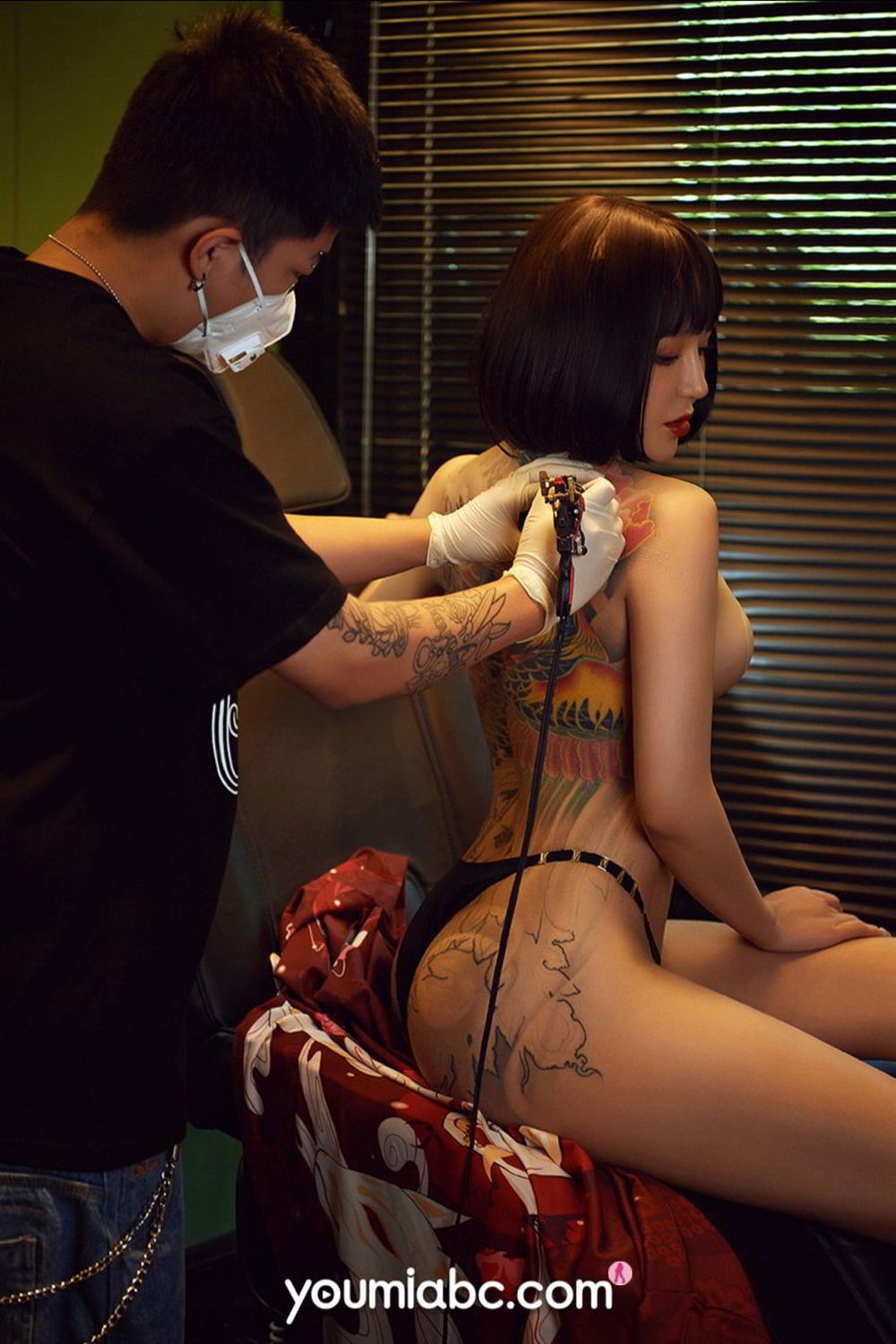 美女模特文静儿 - 霸气纹身职业舞女主题情调写真
