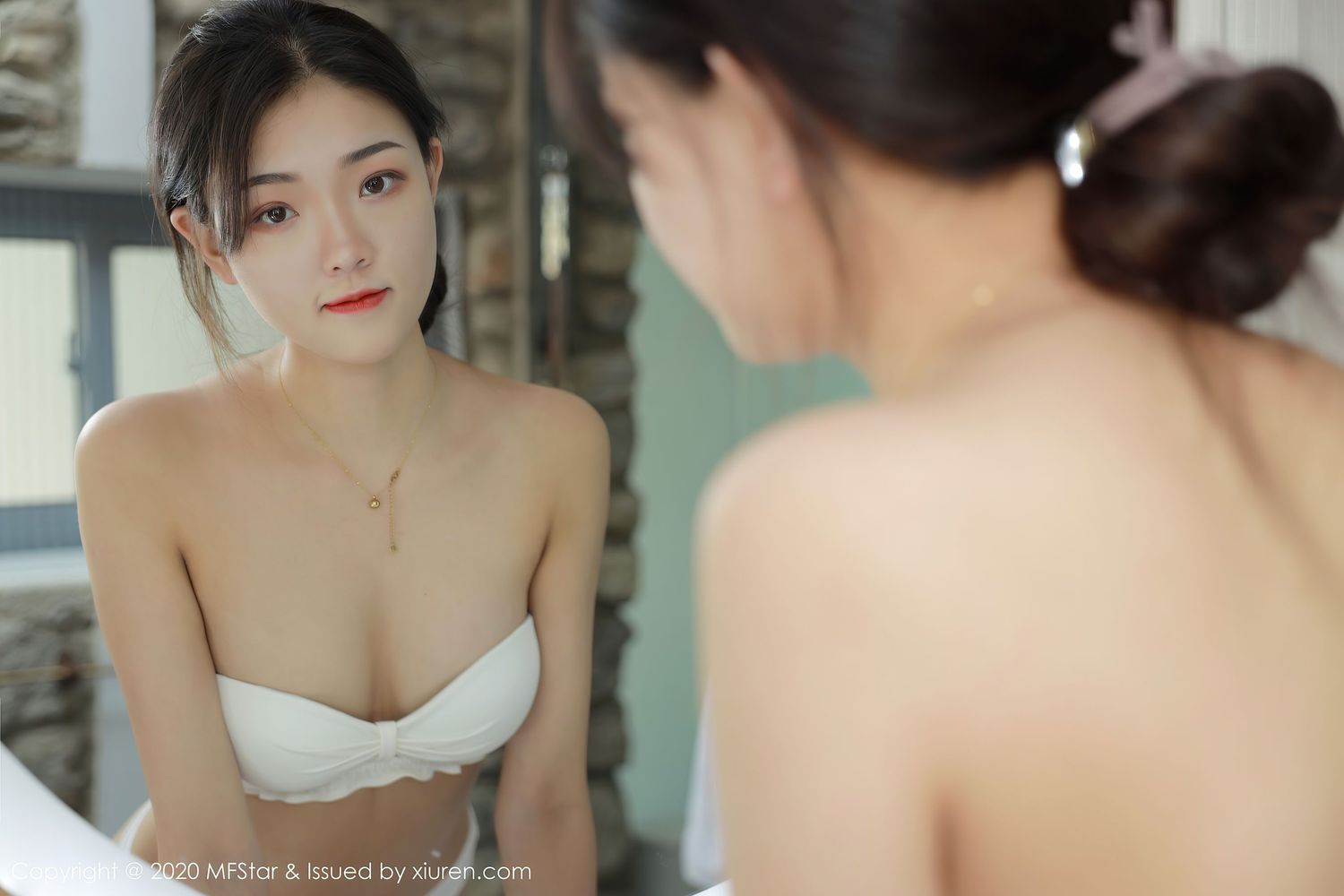美女模特Laura苏雨彤 - 空乘制服系列性感写真