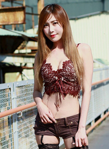 [台湾正妹] 模特黄艾比Abbie - 桥头糖厂 黑丝+蕾丝+热裤写真集