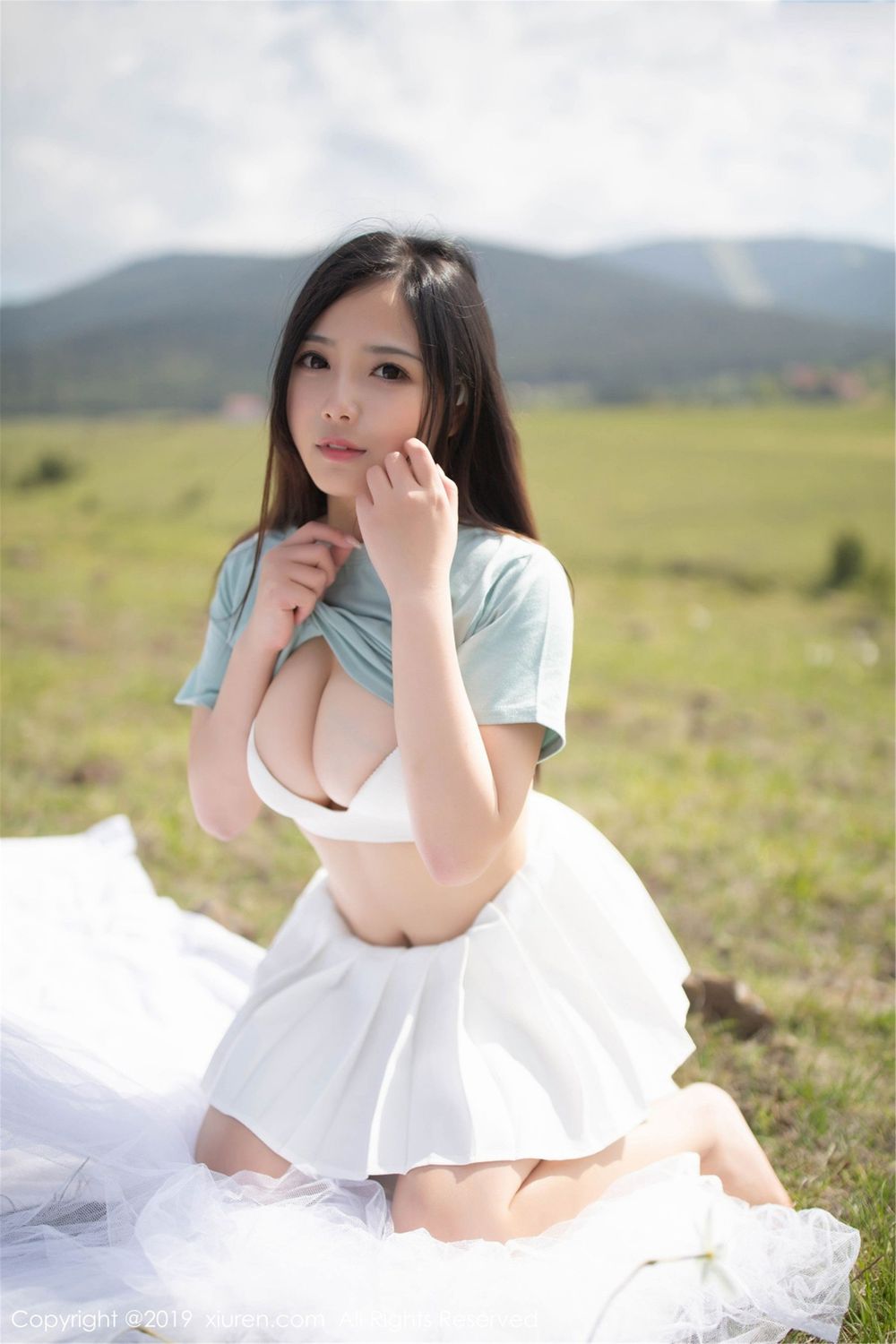 性感女神徐微微mia - 白色内衣系列东欧旅拍