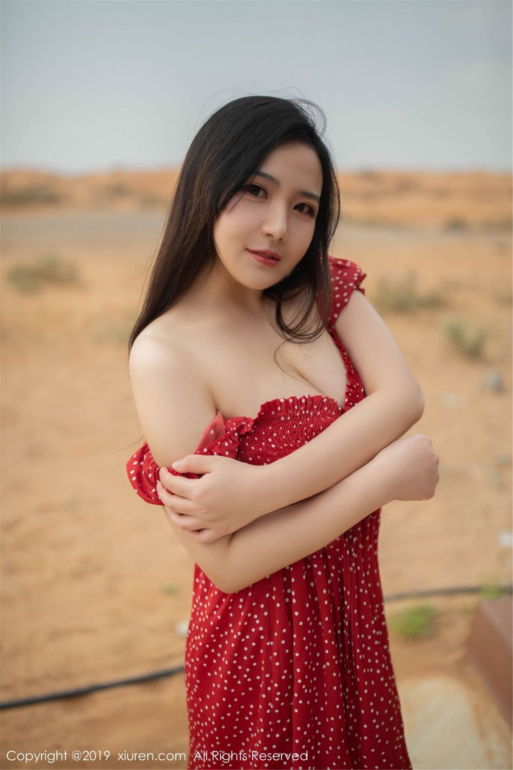 美女模特徐微微mia - 沙漠，泳池，美人迪拜旅拍