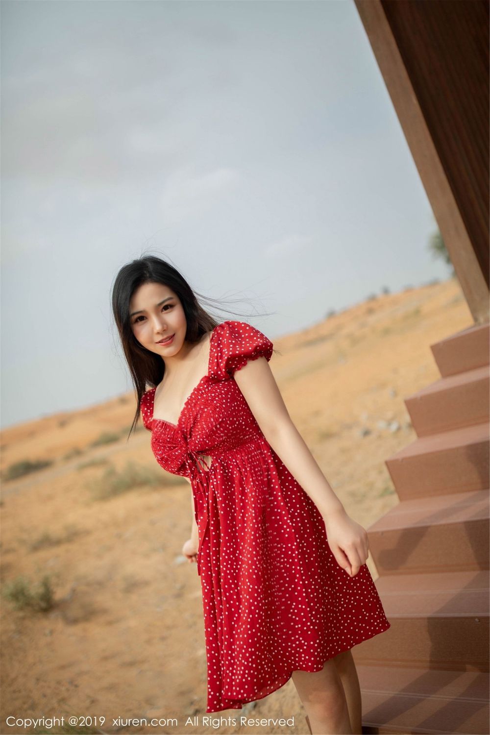 美女模特徐微微mia - 沙漠，泳池，美人迪拜旅拍