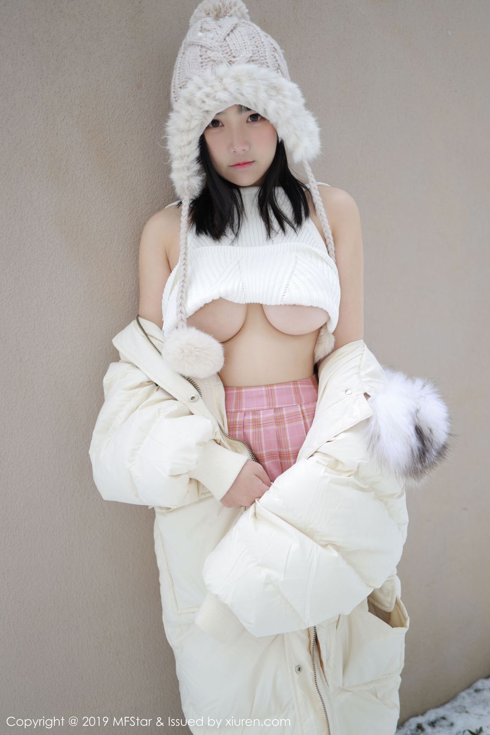 美女模特徐微微mia - 冰天雪地北海道冻人旅拍