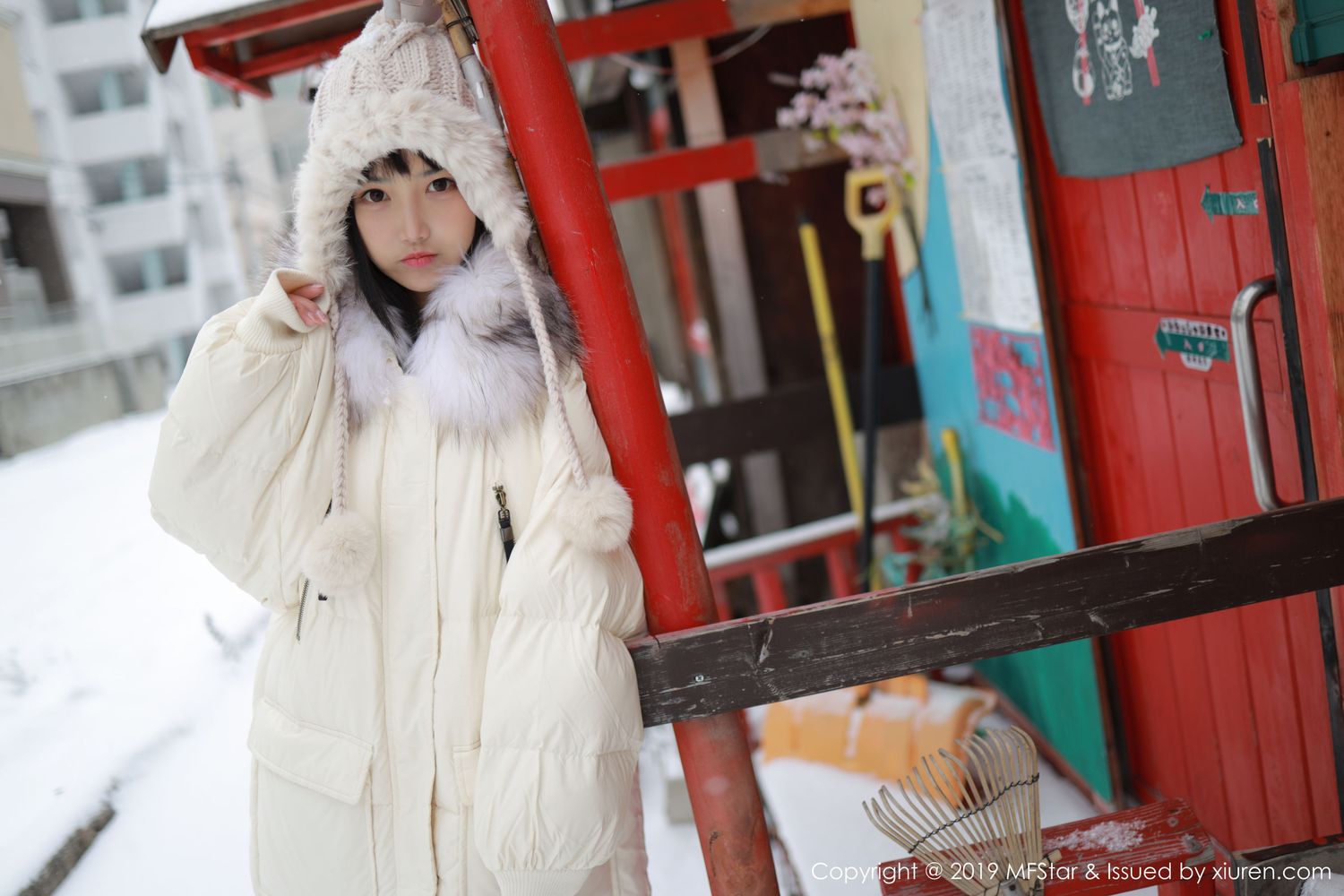 美女模特徐微微mia - 冰天雪地北海道冻人旅拍