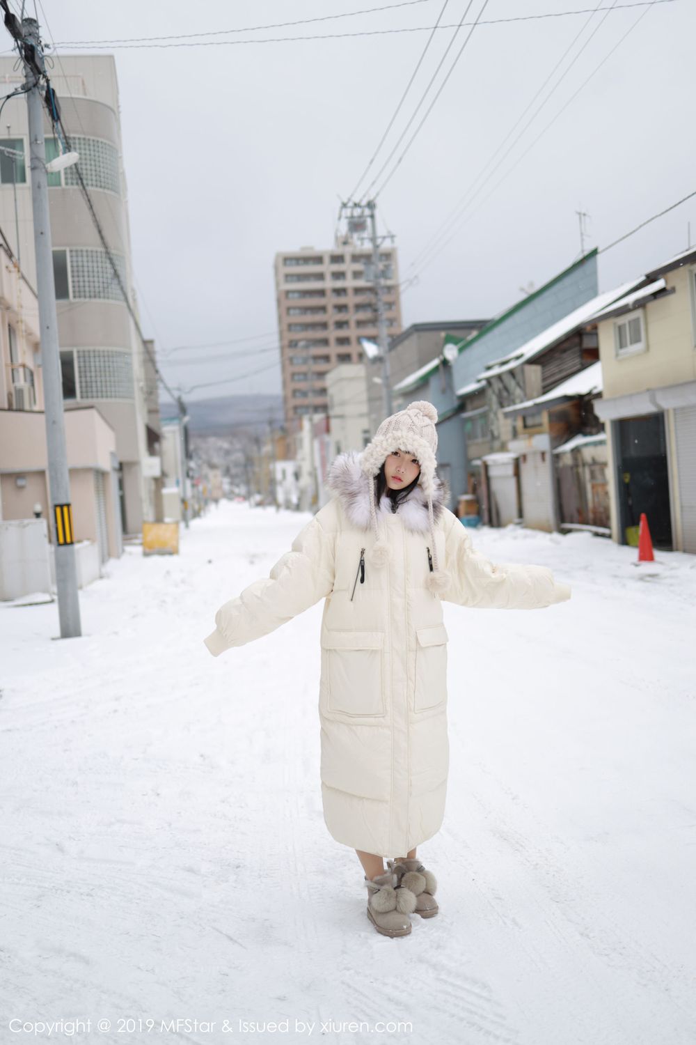 美女模特徐微微mia - 冰天雪地北海道冻人旅拍