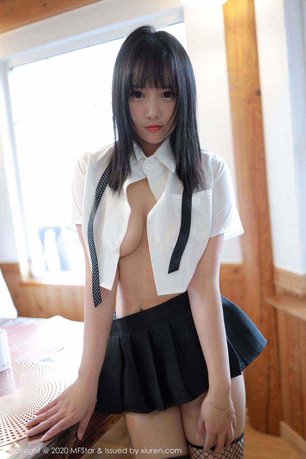 美女模特徐微微mia - 性感学生制服系列日本旅拍