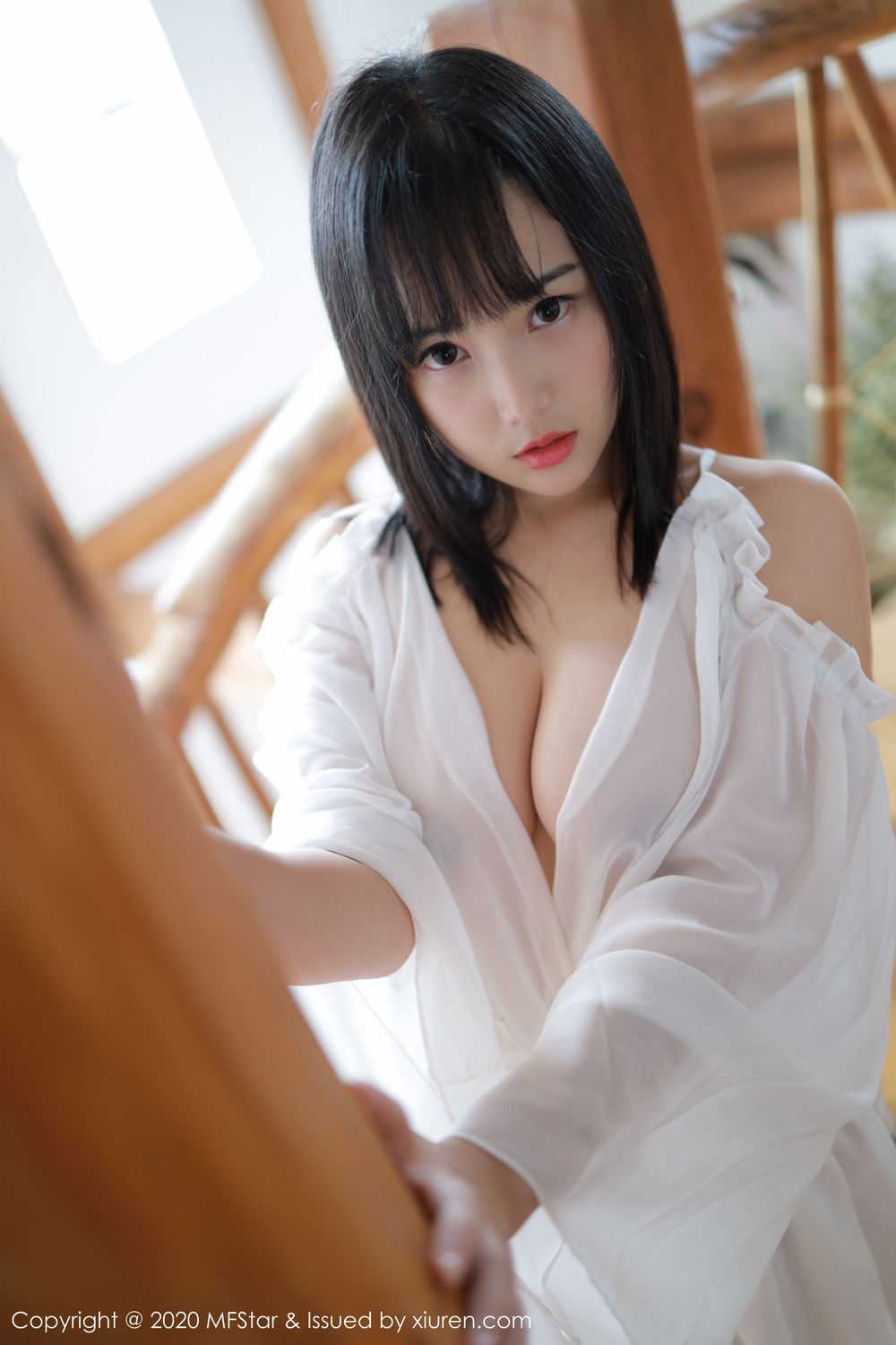 美女模特徐微微mia - 薄透服饰童颜巨乳系列日本旅拍