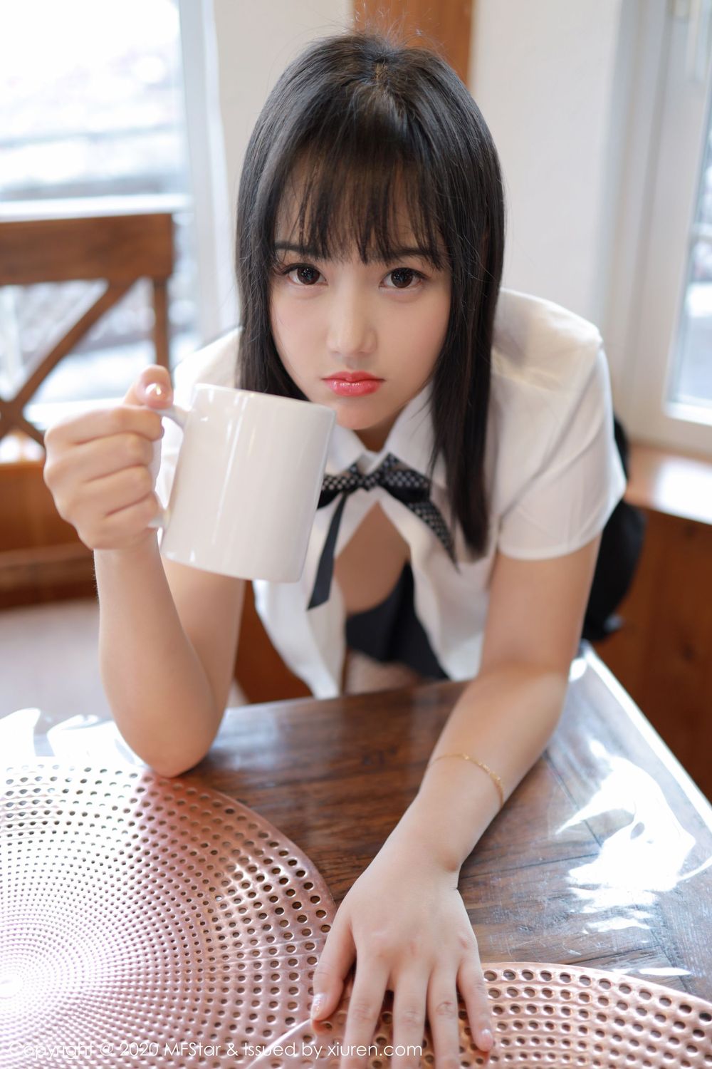 美女模特徐微微mia - 性感学生制服系列日本旅拍