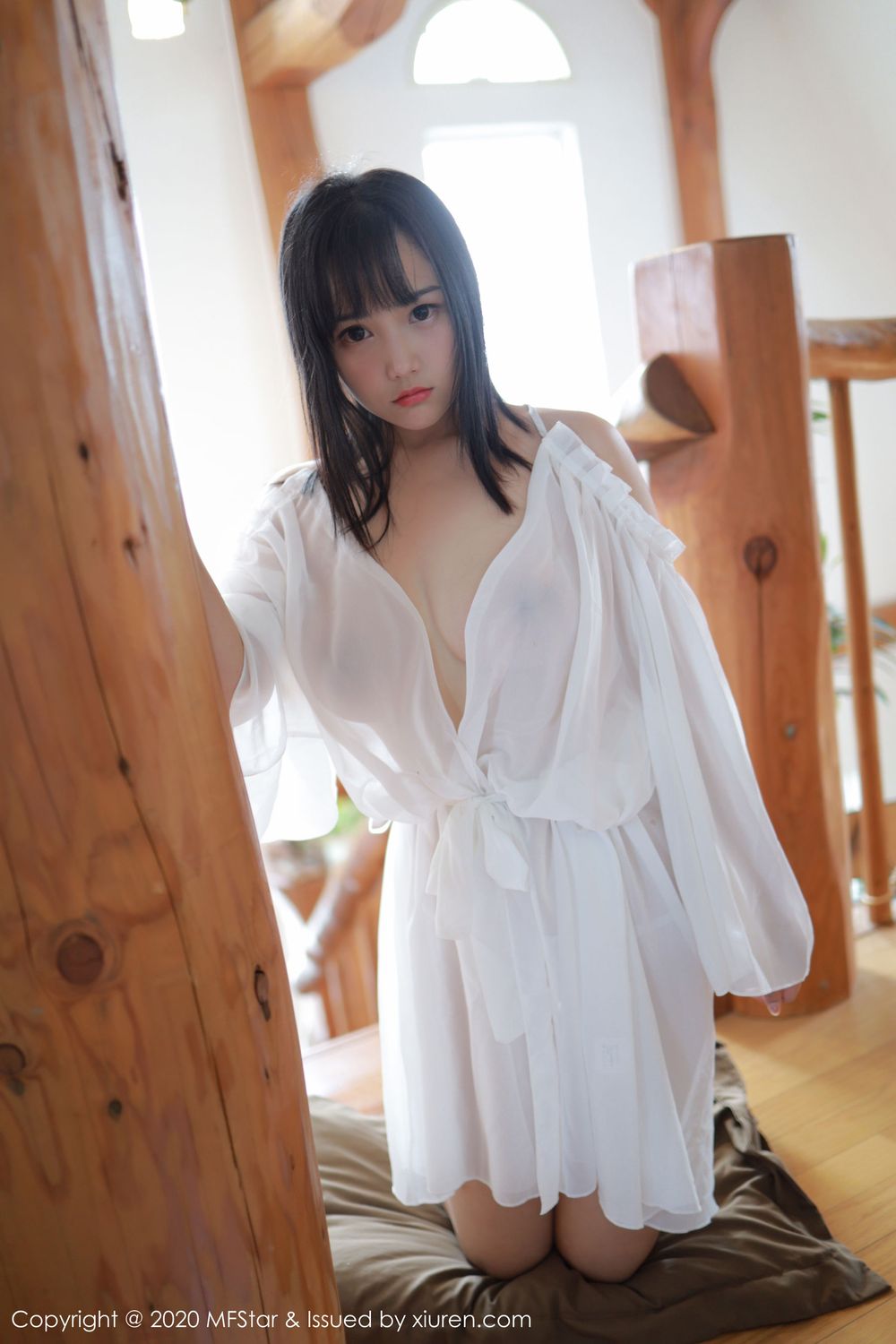 美女模特徐微微mia - 薄透服饰童颜巨乳系列日本旅拍