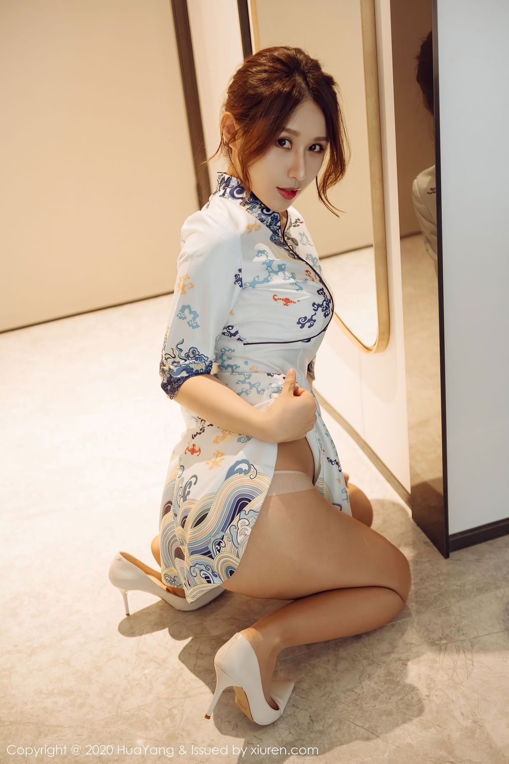 美女模特徐安安 - 韵味旗袍与丝袜系列性感写真