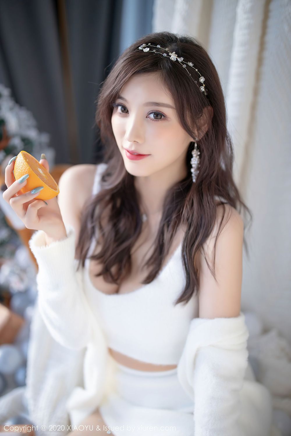 性感女神杨晨晨sugar - 丝袜美腿白色圣诞主题写真