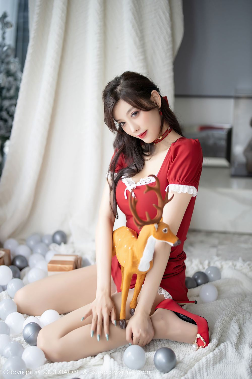 性感女神杨晨晨sugar - 红色短裙圣诞主题私房写真