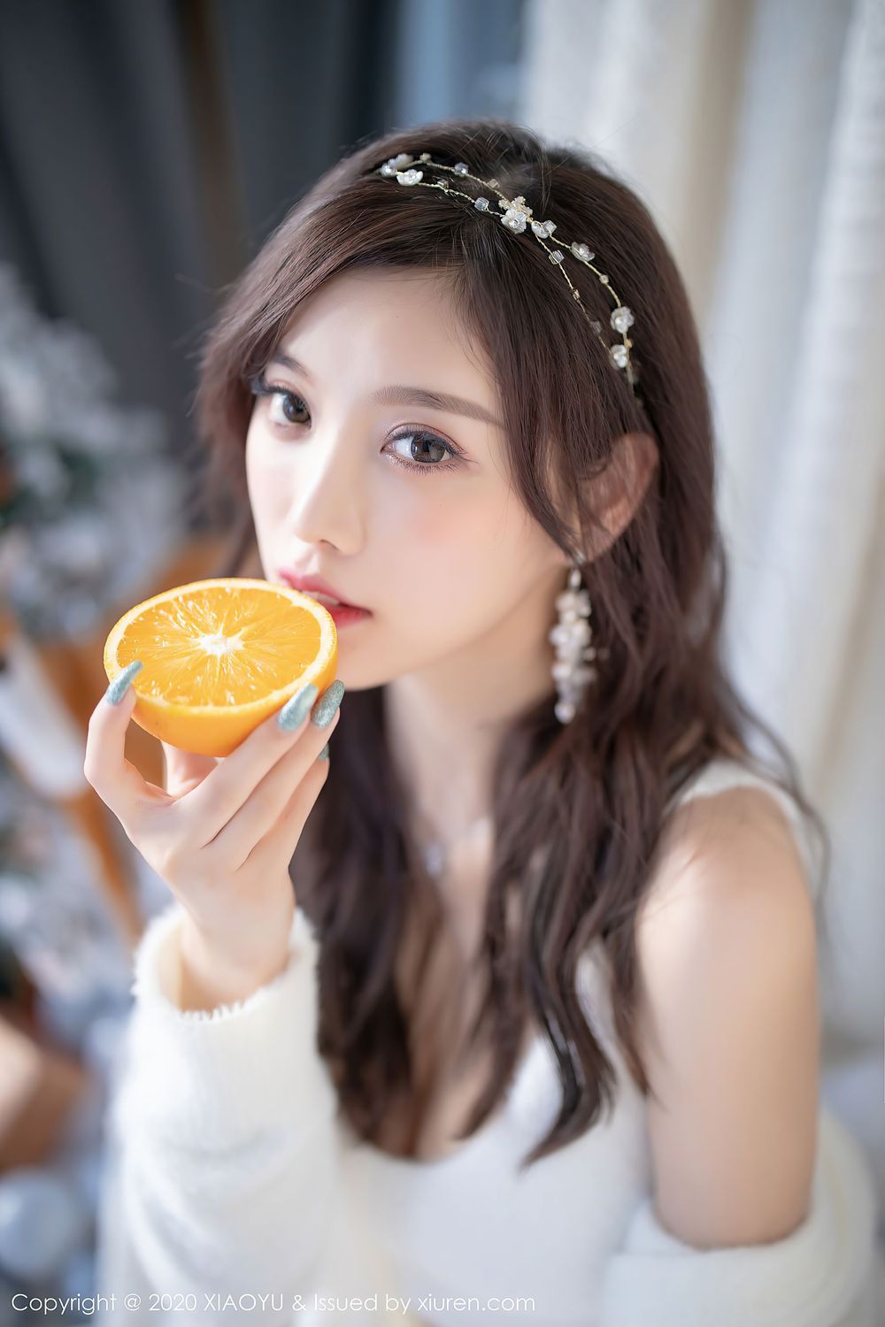 性感女神杨晨晨sugar - 丝袜美腿白色圣诞主题写真