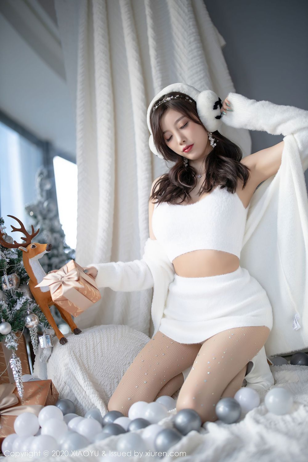性感女神杨晨晨sugar - 丝袜美腿白色圣诞主题写真