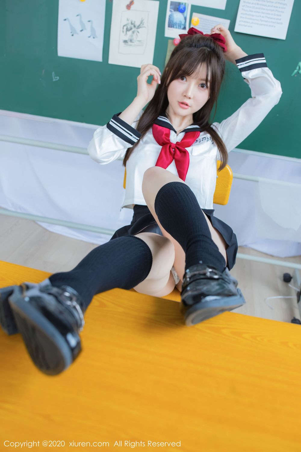 美女模特糯美子Mini - 校园时代学生服主题性感写真