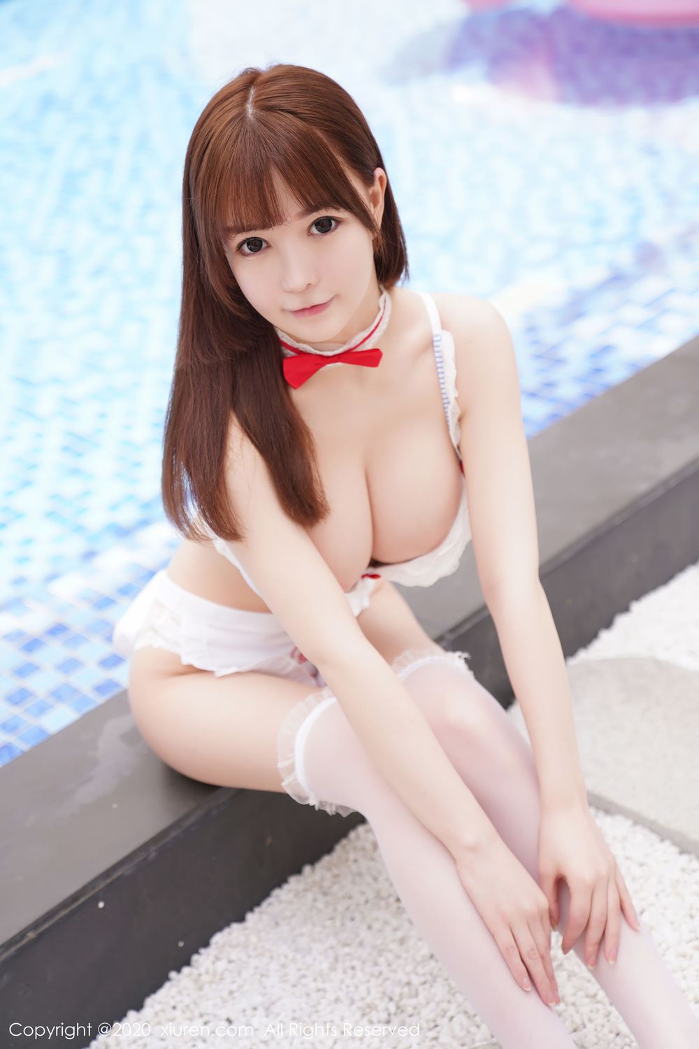 新人模特UU酱 - 蓝色比基尼童颜巨乳系列写真