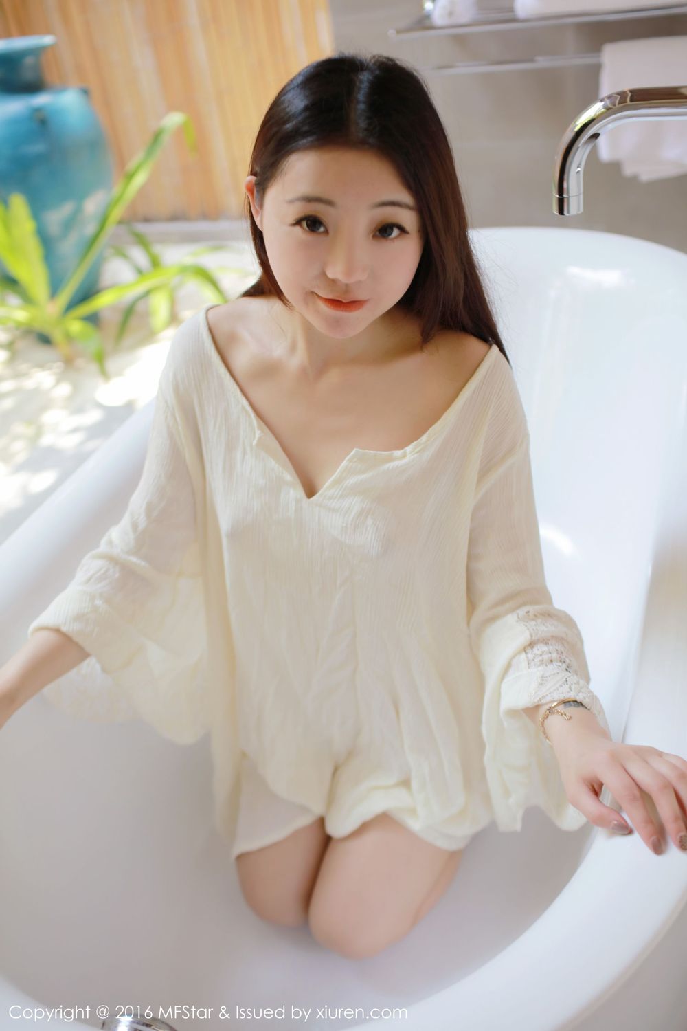 美女模特佘贝拉bella - 湿身诱惑与激凸福利写真