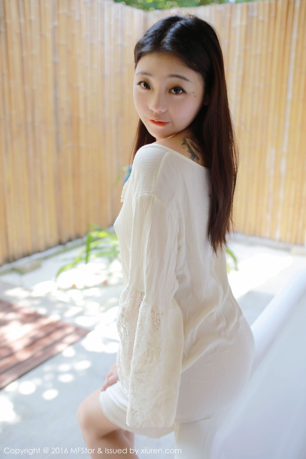美女模特佘贝拉bella - 湿身诱惑与激凸福利写真
