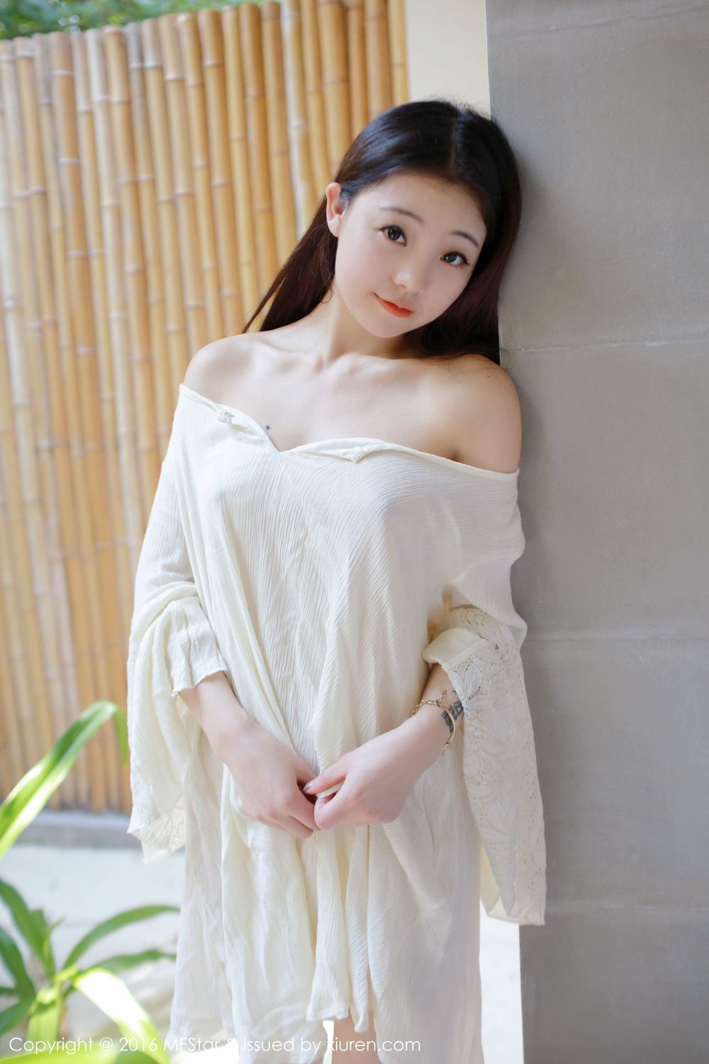 美女模特佘贝拉bella - 湿身诱惑与激凸福利写真