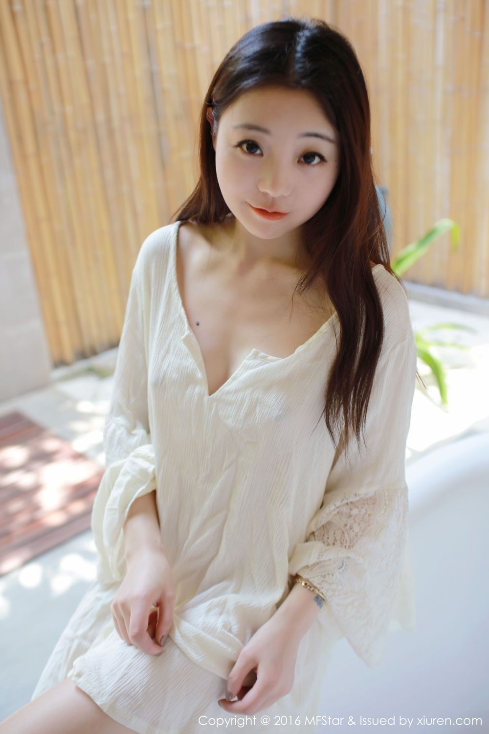美女模特佘贝拉bella - 湿身诱惑与激凸福利写真