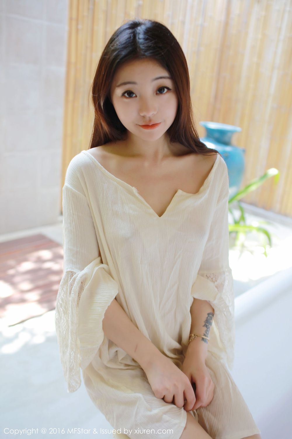 美女模特佘贝拉bella - 湿身诱惑与激凸福利写真